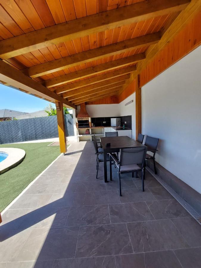 Casa Con Piscina Y Barbacoa Villa Freixido Esterno foto